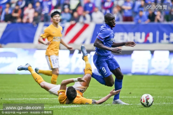 黄希扬:自己从昨天兴奋到了现在,身体允许会继续征战中超 黄希扬:自己从昨天兴奋到了现在,身体允许会继续征战中超